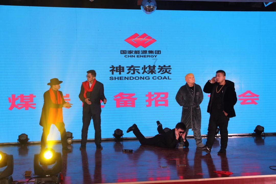 湖北一摊贩恶意竞争遭学生集体抵制，这家摊贩究竟做了什么事情？